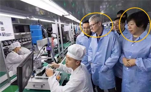 從流水線女工到百億富豪 富士康“最牛打工妹”的逆襲之路